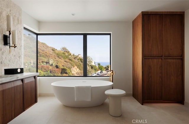 1105 Skyline Dr, Laguna Beach, CA 92651 - full bathroom with a soaking tub and vanity