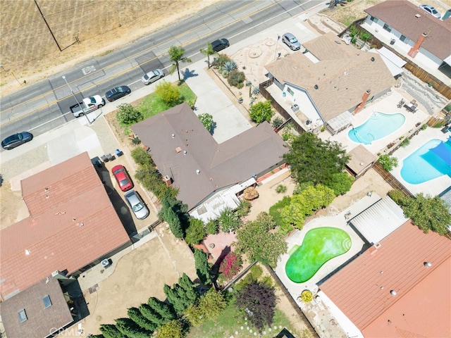 252 W Blaine St, Riverside, CA 92507 - bird's eye view of a pool area
