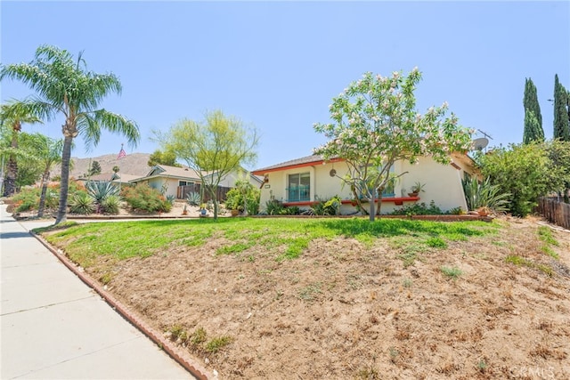 252 W Blaine St, Riverside, CA 92507 - view of front of home featuring stucco siding