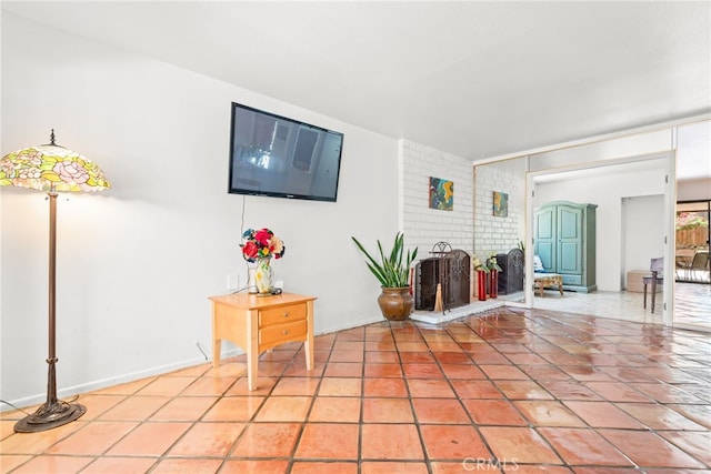 252 W Blaine St, Riverside, CA 92507 - view of living area
