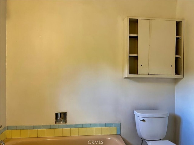 5128 W State Highway 20, Upper Lake, CA 95485 - bathroom featuring a tub to relax in and toilet
