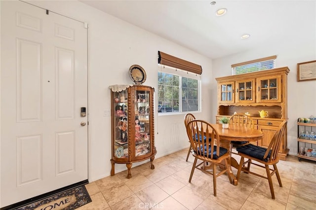 31170 Strawberry Tree Ln Unit 67, Temecula, CA 92592 - dining area featuring baseboards and recessed lighting