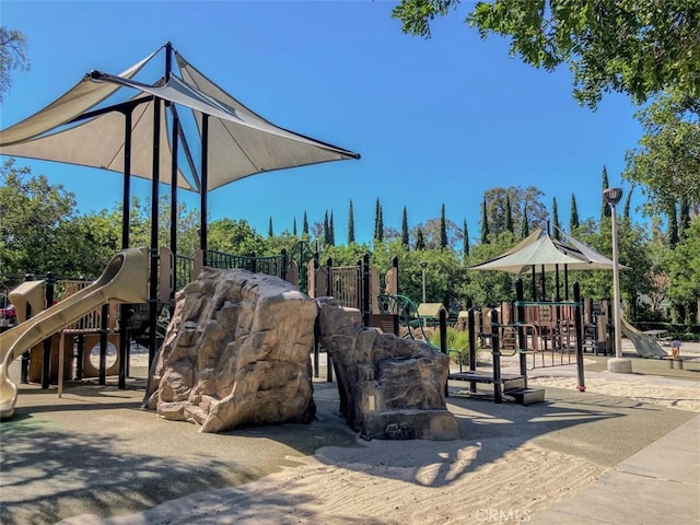 62 Gentry, Irvine, CA 92620 - view of home's community