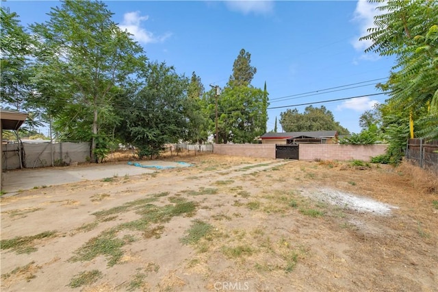 2058 N Pico Ave, San Bernardino, CA 92411 - view of yard
