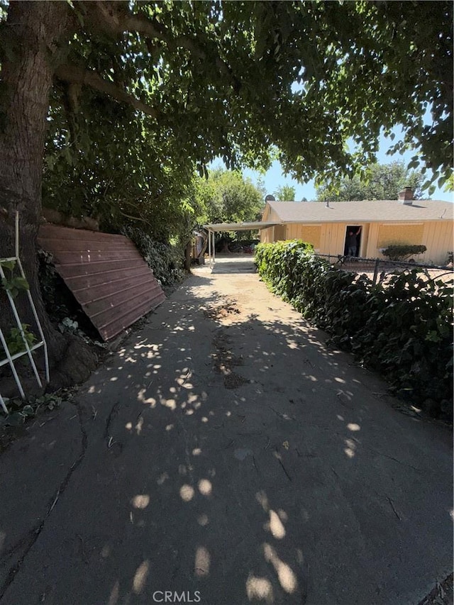 2915 Lanning Ave, Redding, CA 96001 - view of asphalt driveway