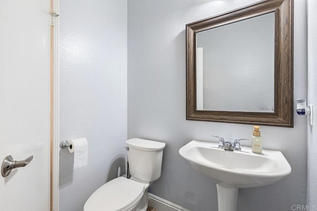 1527 Gold Run Rd, Chula Vista, CA 91913 - bathroom featuring toilet and a sink