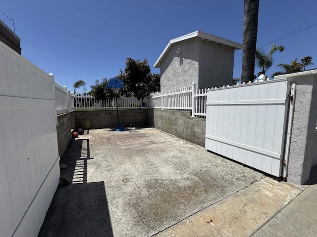 4704 Jumano Ave, San Diego, CA 92117 - view of patio