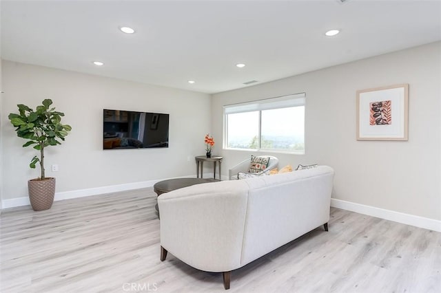4014 Calle Sonora Oeste Unit 2B, Laguna Woods, CA 92637 - living area with light wood finished floors and recessed lighting