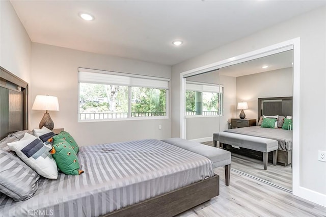 4014 Calle Sonora Oeste Unit 2B, Laguna Woods, CA 92637 - bedroom featuring wood finished floors, recessed lighting, and a closet