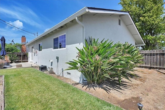 367 E Pacific Ave, Fairfield, CA 94533 - view of property exterior featuring stucco siding