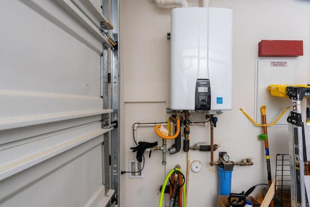 4336 Harbor Way Unit 1, Oceanside, CA 92056 - utilities featuring tankless water heater