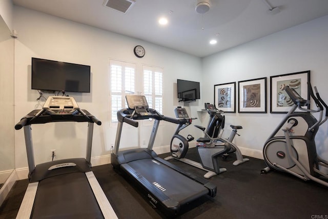 4336 Harbor Way Unit 1, Oceanside, CA 92056 - workout area with baseboards and recessed lighting