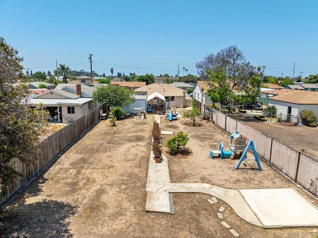 1185 Elm Ave, Chula Vista, CA 91911 - fenced backyard with a residential view