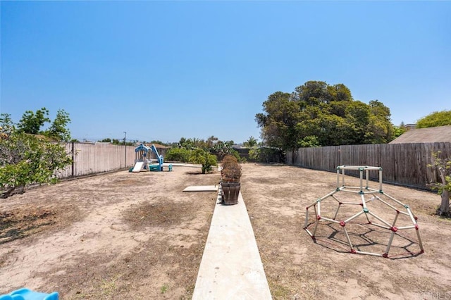 1185 Elm Ave, Chula Vista, CA 91911 - view of yard
