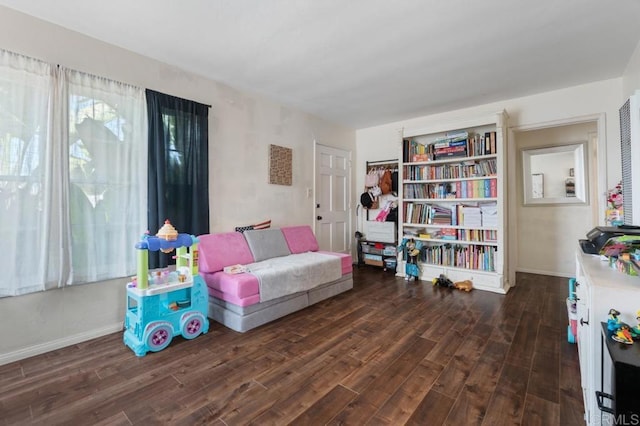 1185 Elm Ave, Chula Vista, CA 91911 - sitting room with wood finished floors