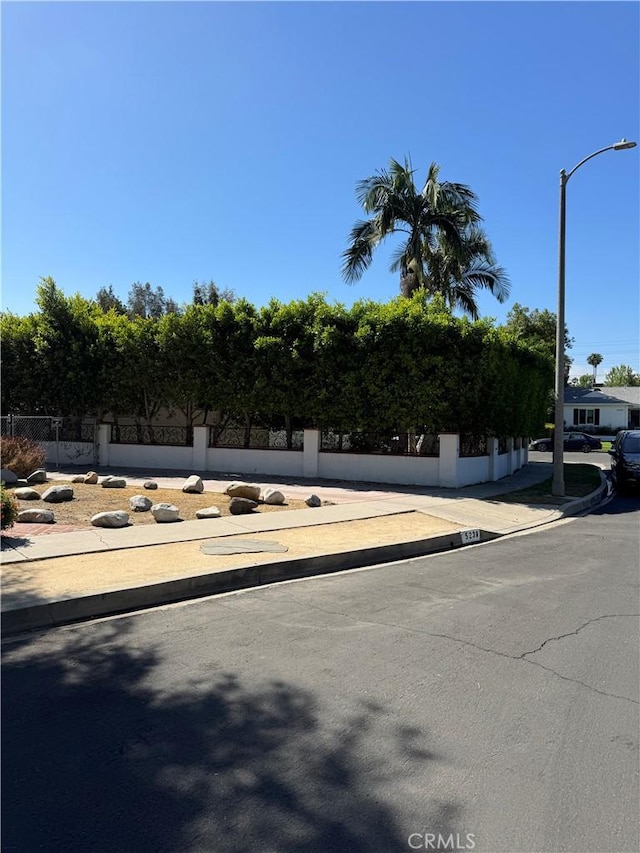 5230 Seville Ave, Encino, CA 91436 - view of front of property