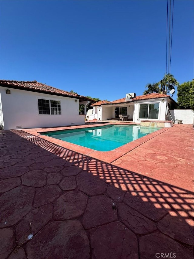 5230 Seville Ave, Encino, CA 91436 - outdoor pool with a patio