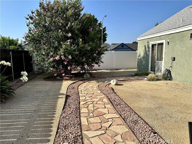 983 Orchard Ln, Colton, CA 92324 - photo 12