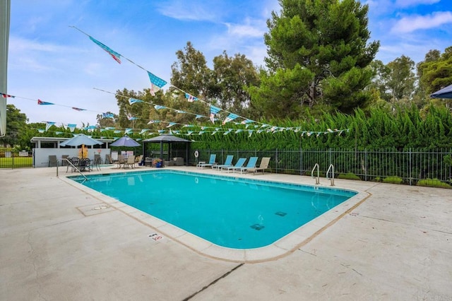 4265 Spoon Bill Way, Oceanside, CA 92057 - community pool featuring a patio