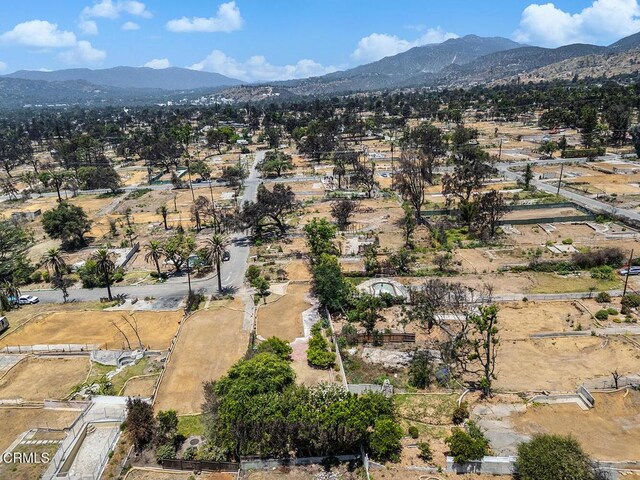 559 E Marigold St, Altadena, CA 91001 - photo 13