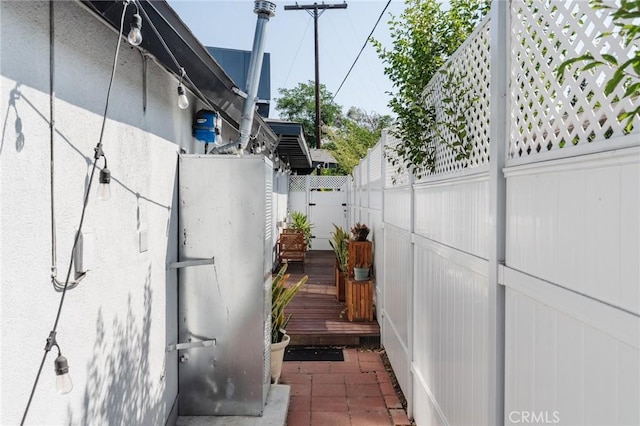 11931 Tiara St, Valley Village, CA 91607 - photo 34