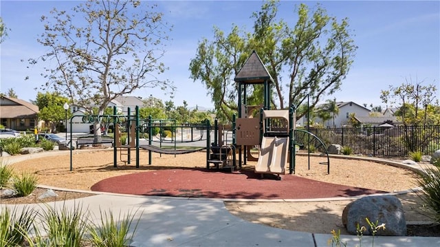 17733 Willow Dr, Riverside, CA 92503 - view of community play area