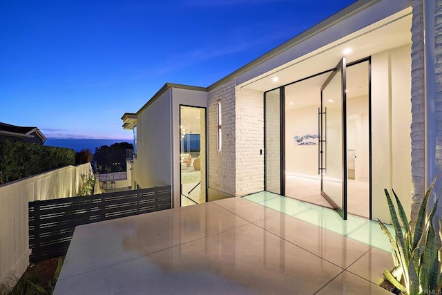 537 N Granados Ave, Solana Beach, CA 92075 - view of patio / terrace