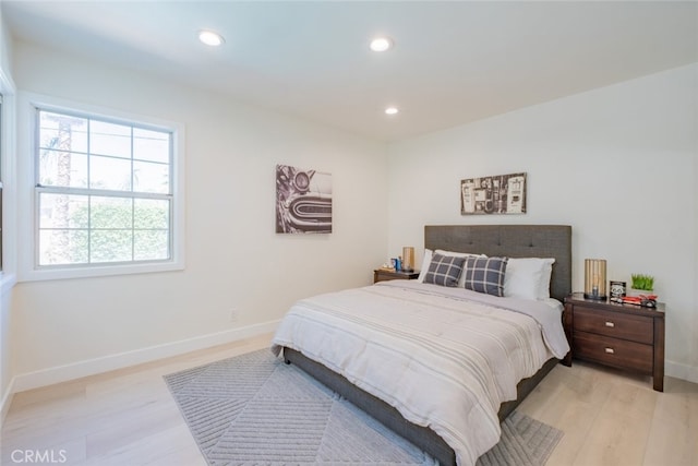 6535 Comanche Ave, Winnetka, CA 91306 - bedroom featuring light wood-style floors and recessed lighting