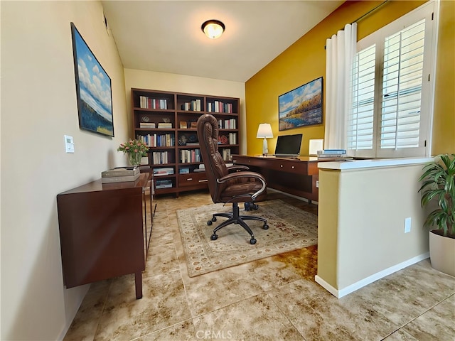 42977 Calle Londe, Temecula, CA 92592 - office space with built in features and baseboards