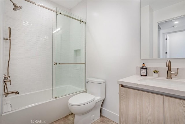 1567 Hi Point St, Los Angeles, CA 90035 - full bath featuring vanity and shower / bath combination with glass door
