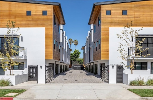 1567 Hi Point St, Los Angeles, CA 90035 - view of road