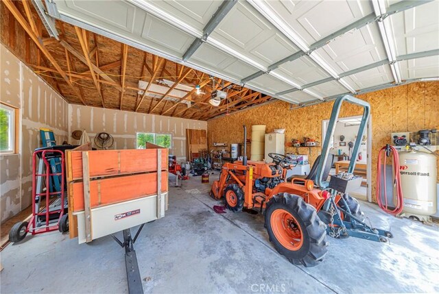 53235 Finegold Creek Ct, North Fork, CA 93643 - garage featuring a garage door opener