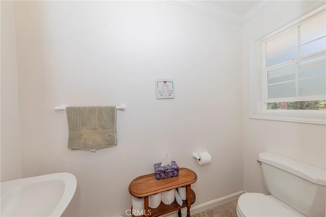 53235 Finegold Creek Ct, North Fork, CA 93643 - bathroom featuring toilet and ornamental molding