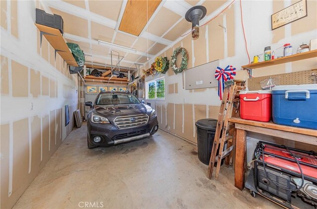 53235 Finegold Creek Ct, North Fork, CA 93643 - view of garage