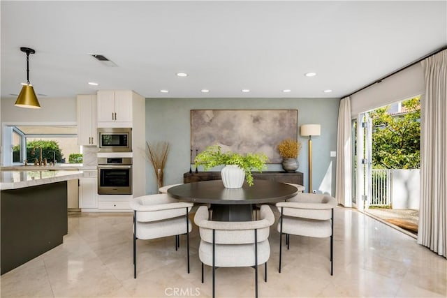 417 Vista Suerte, Newport Beach, CA 92660 - dining area with recessed lighting