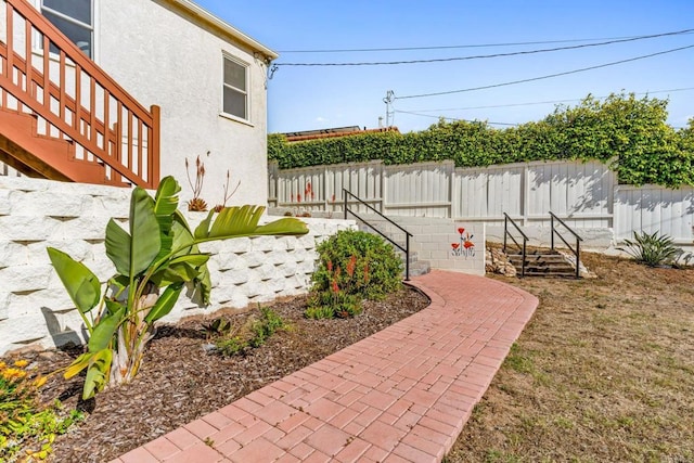 5038 Hastings Rd, San Diego, CA 92116 - view of yard