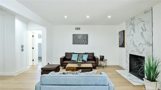 1725 W Beacon Ave, Anaheim, CA 92804 - photo 6