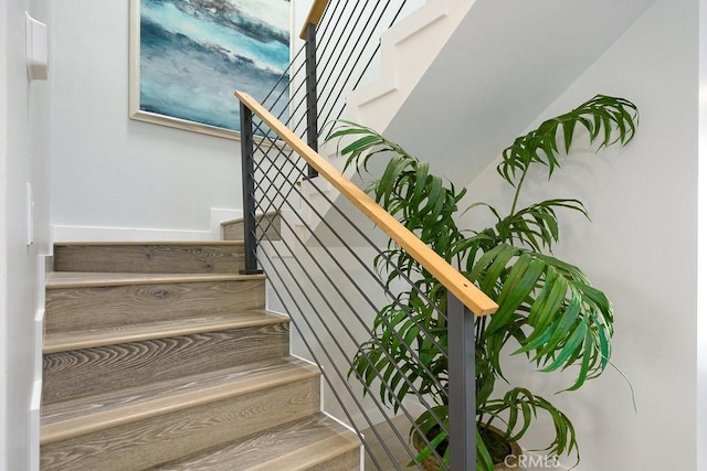 4073 Aladdin Dr, Huntington Beach, CA 92649 - view of stairway