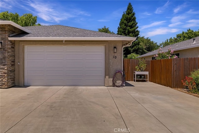 10 Harmony Park Cir, Chico, CA 95973 - garage featuring driveway