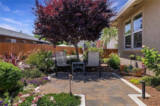 10 Harmony Park Cir, Chico, CA 95973 - fenced backyard featuring a patio