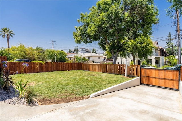 112 W Norwood Pl, San Gabriel, CA 91776 - fenced yard with a gate