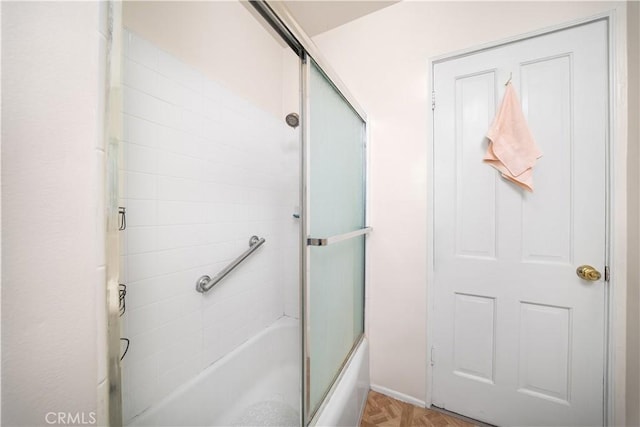 5870 Lemon Ave, Long Beach, CA 90805 - full bathroom with enclosed tub / shower combo