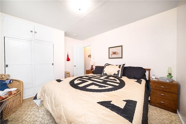 5870 Lemon Ave, Long Beach, CA 90805 - bedroom with a closet