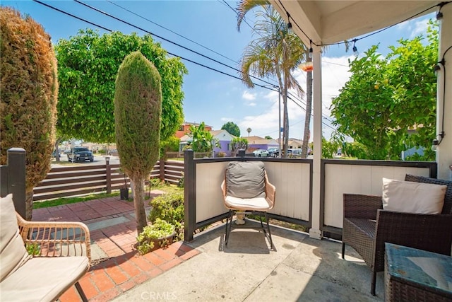 1335 W Burnett St, Long Beach, CA 90810 - view of patio
