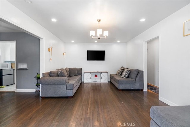 1335 W Burnett St, Long Beach, CA 90810 - living area featuring hardwood / wood-style floors, a chandelier, and recessed lighting