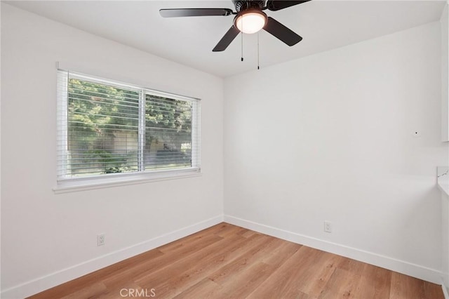 11813 Runnymede St Unit 27, North Hollywood, CA 91605 - photo 12