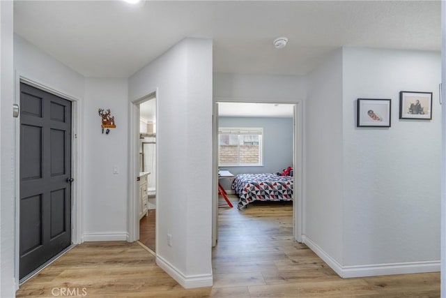 2578 Bryce Ct, Colton, CA 92324 - foyer featuring light wood-style floors
