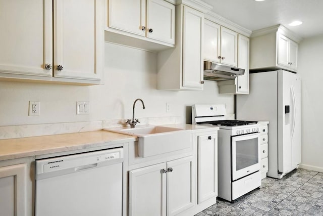 575 Otay Lakes Rd Unit 26, Chula Vista, CA 91913 - kitchen featuring white appliances, under cabinet range hood, white cabinets, and recessed lighting