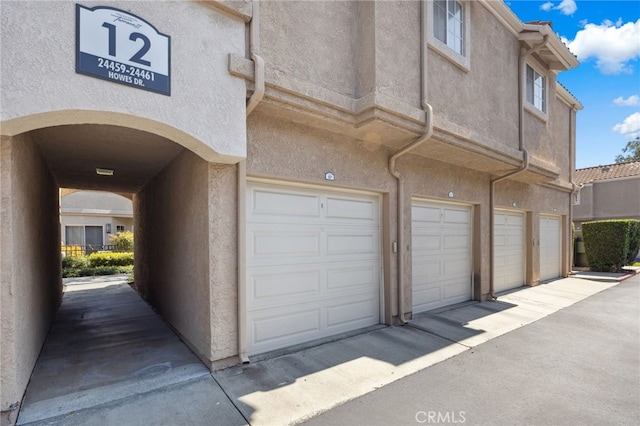 24461 Howes Dr, Laguna Niguel, CA 92677 - view of garage