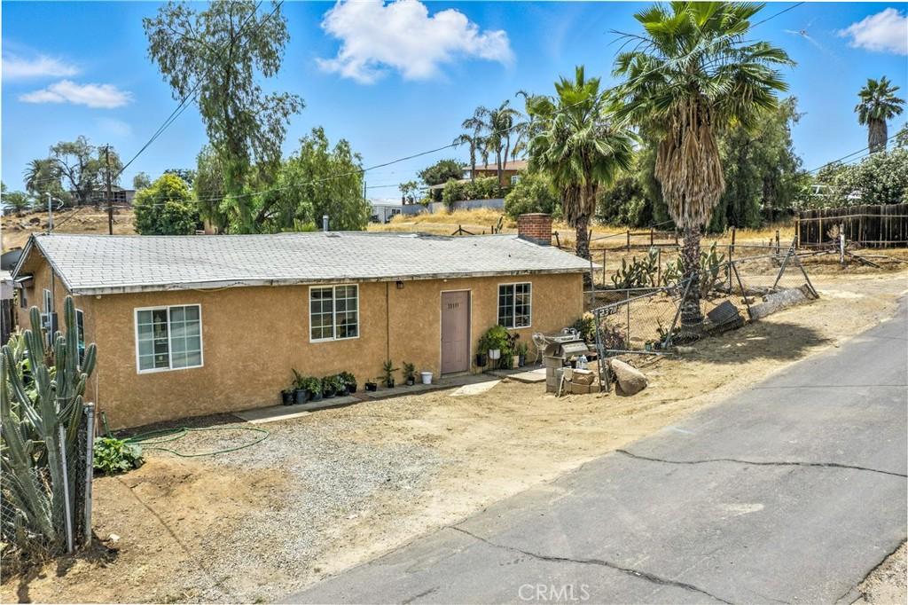 23711 Lake Dr, Menifee, CA 92587 - photo 1